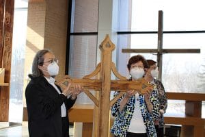 Dominican Sisters ~ Grand Rapids Follow Historic Cross to New Home