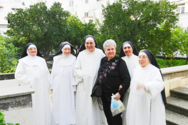 Sr Nancy Brousseau and Dominican Nuns Italy